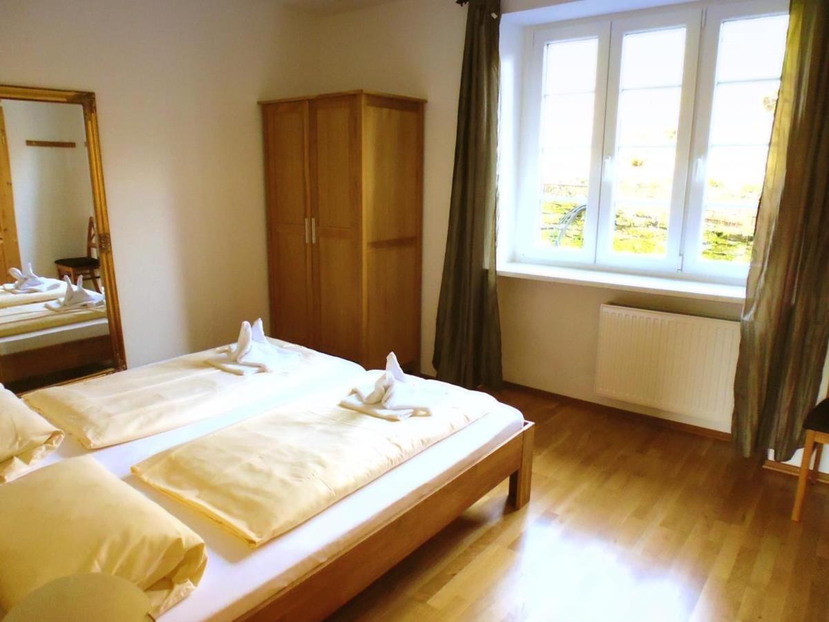 צל אן דר מוזל Mosel Ferienhaus Kleine Merle מראה חיצוני תמונה