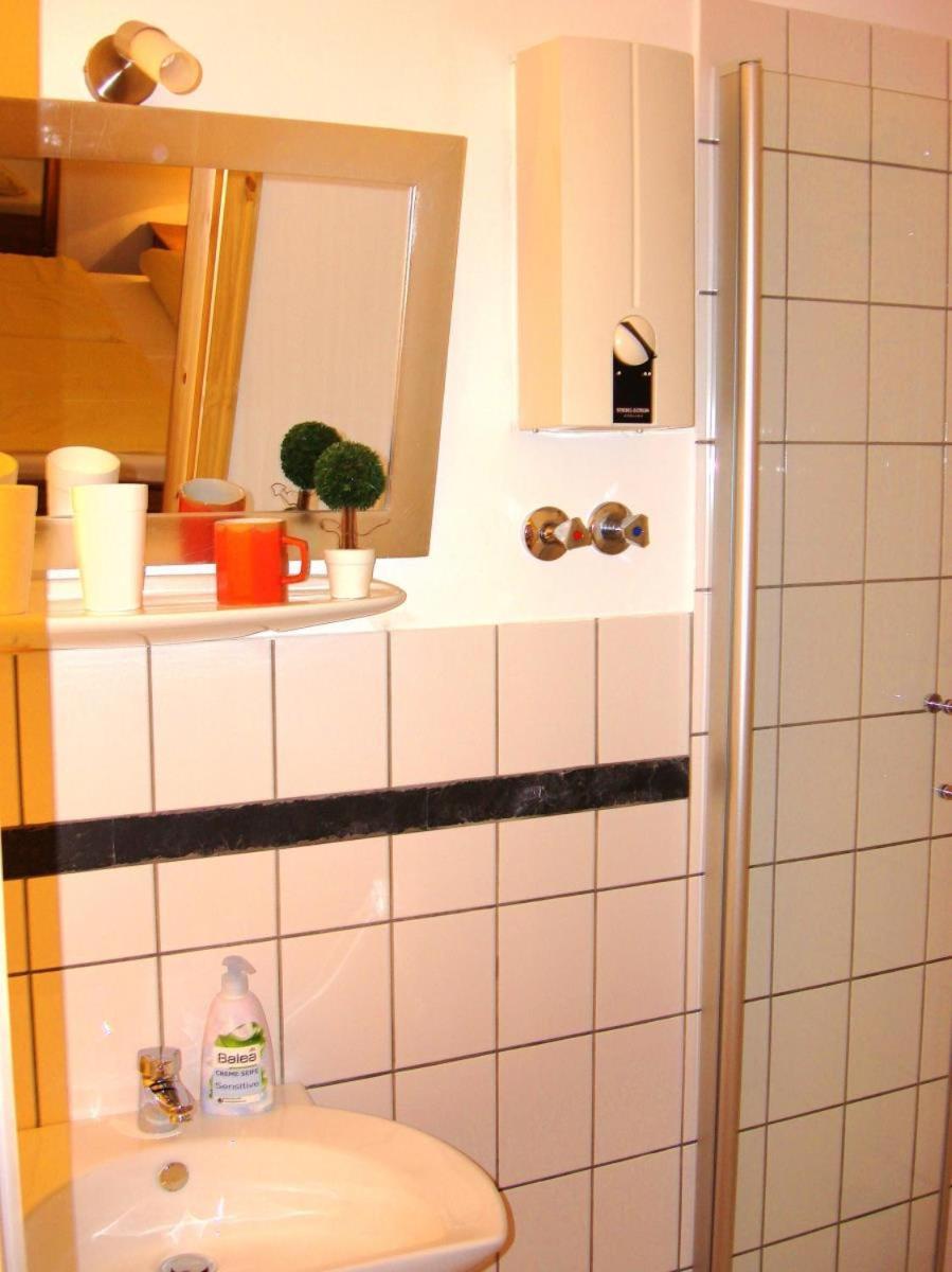 צל אן דר מוזל Mosel Ferienhaus Kleine Merle מראה חיצוני תמונה