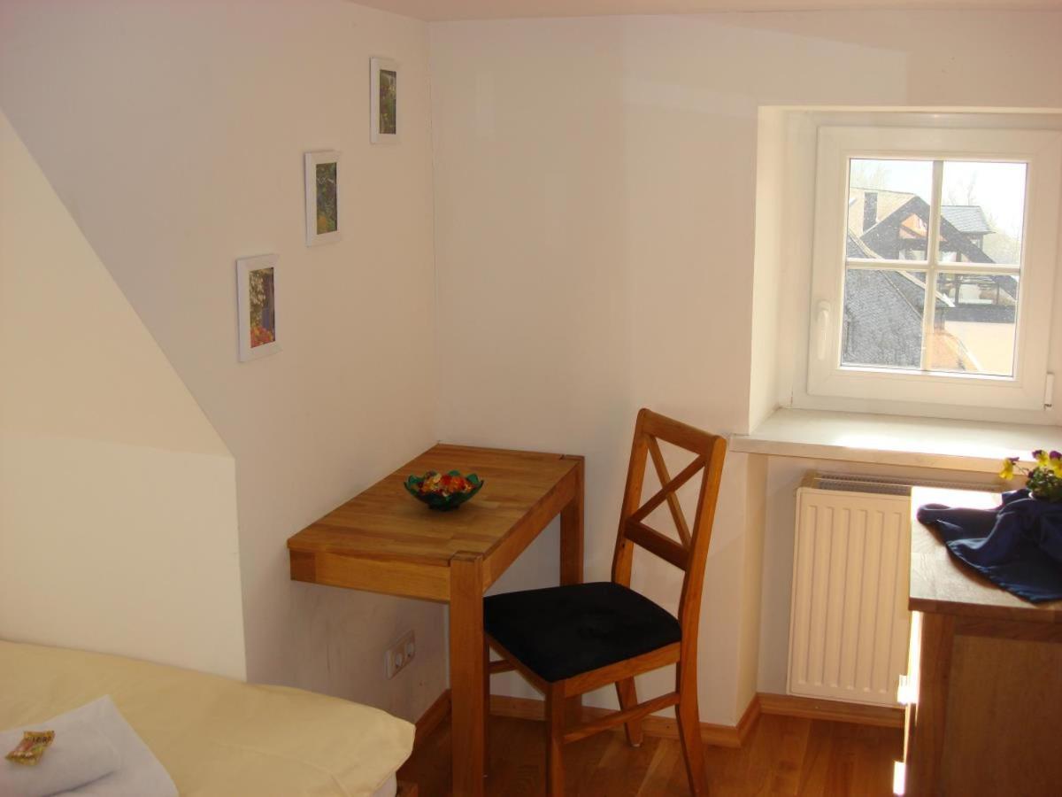צל אן דר מוזל Mosel Ferienhaus Kleine Merle מראה חיצוני תמונה