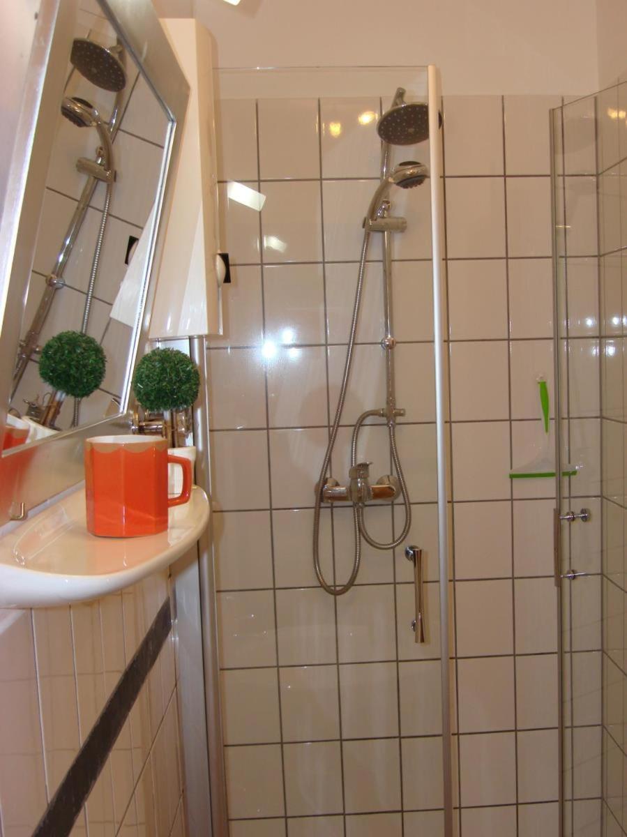 צל אן דר מוזל Mosel Ferienhaus Kleine Merle מראה חיצוני תמונה